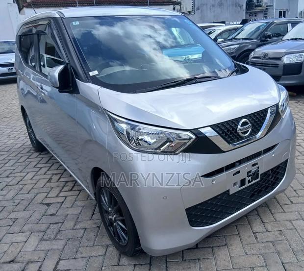 Nissan Dayz 2020 Silver