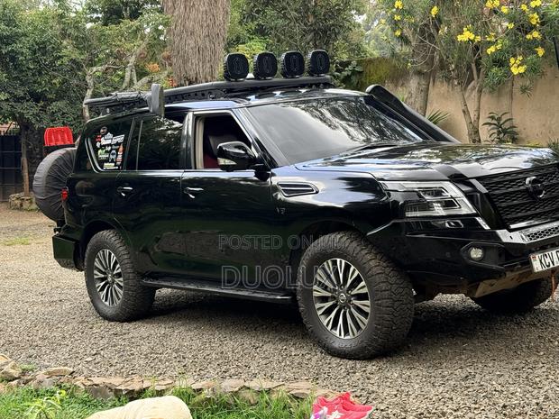 Nissan Patrol 2018 Black