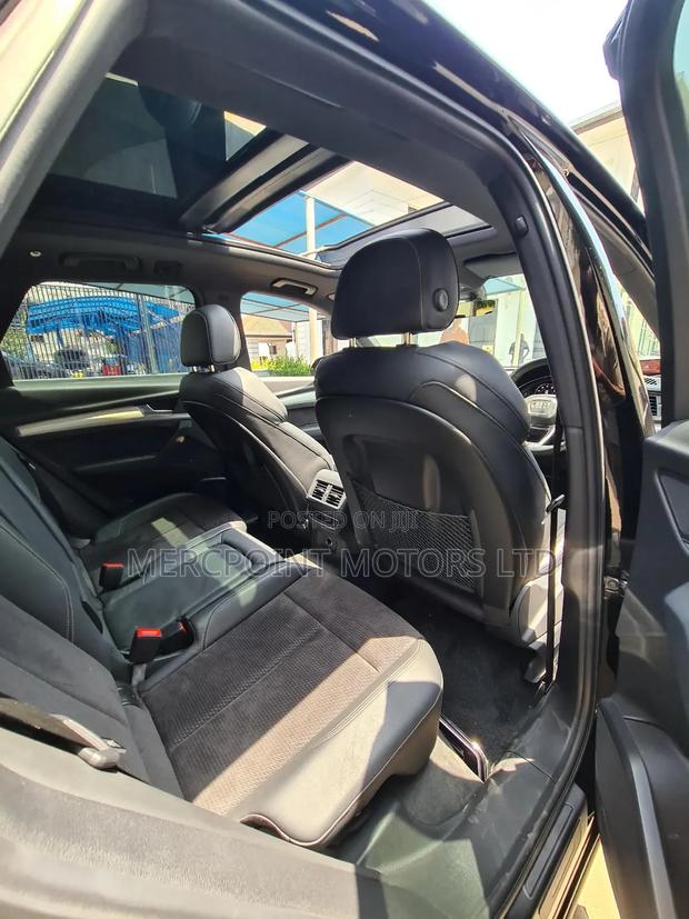 Audi Q5 2.0T Premium AWD quattro 2019 Matt Black