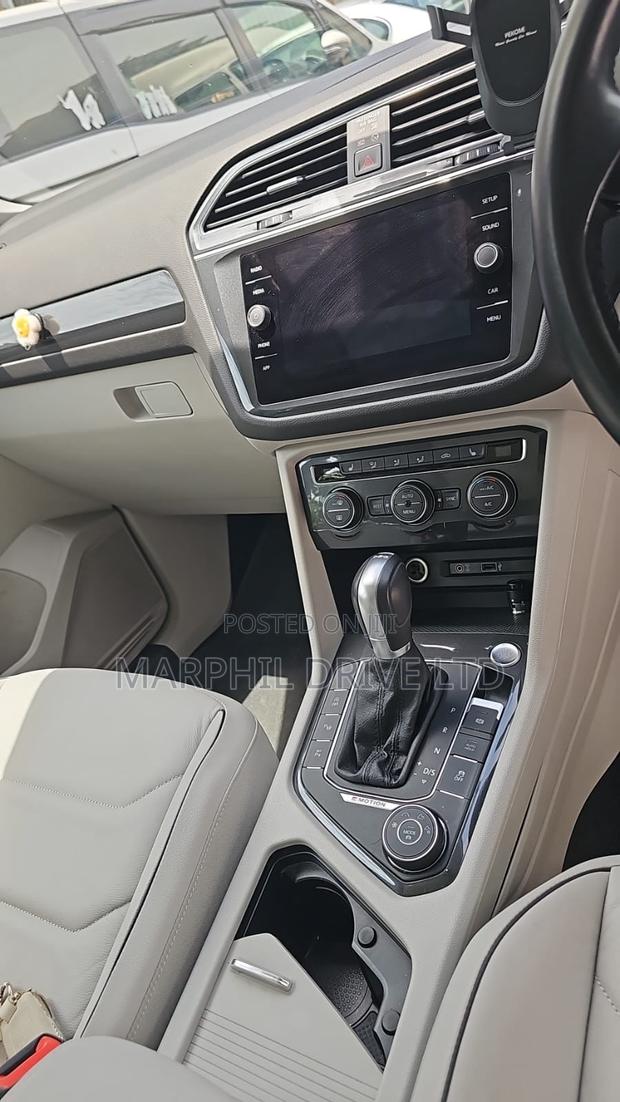 Volkswagen Tiguan 2.0T S AWD 4MOTION 2019 Black