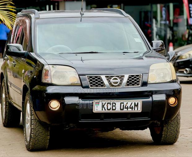 Nissan X-Trail 2.0 2007 Black