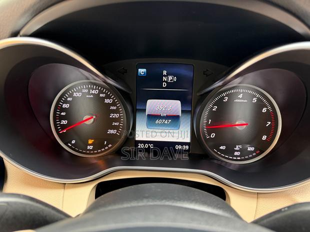 Mercedes-Benz C200 2014 Blue