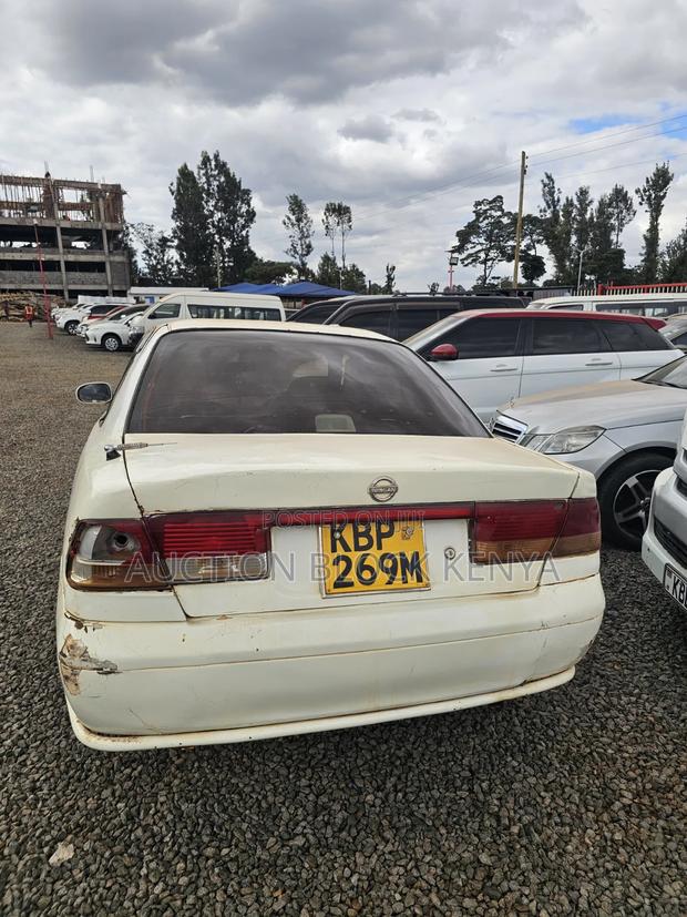 Nissan Sunny B15 Sedan 1.5 2004 White