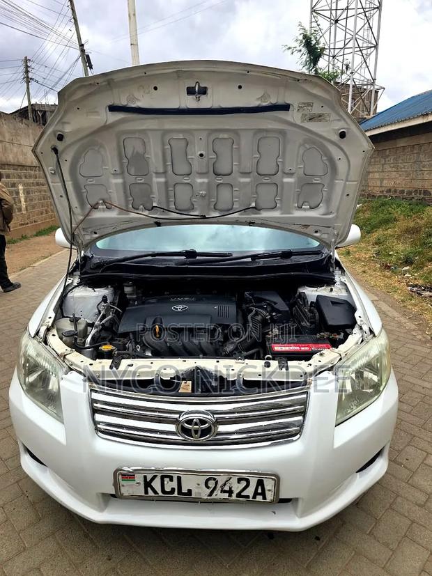 Toyota Axio 1.5 G 2WD 2010 White