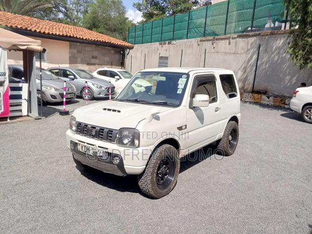 Suzuki Jimny 2016 White