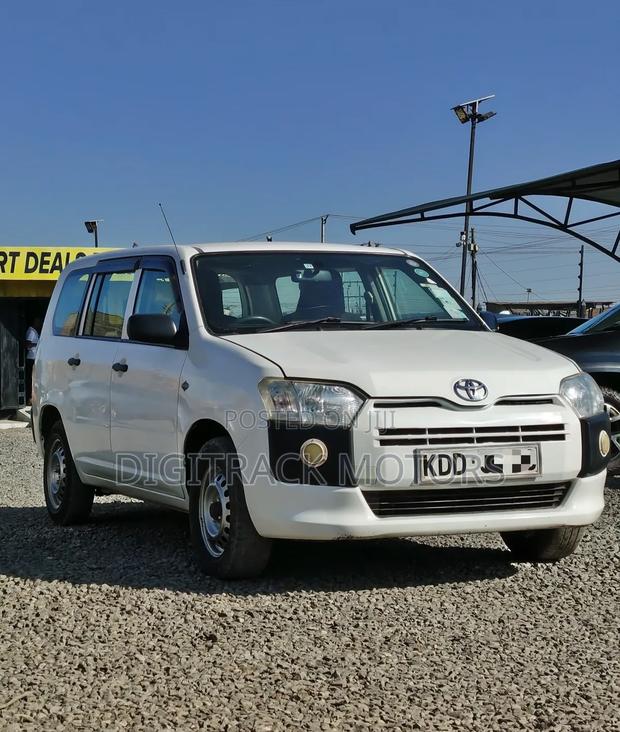 Toyota Probox 2014 White