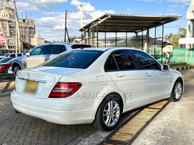Mercedes-Benz C200 2012 White