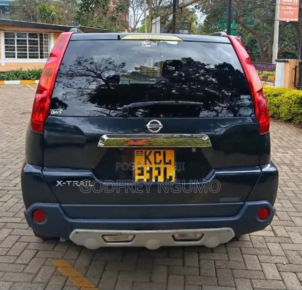 Nissan X-Trail 2010 Black