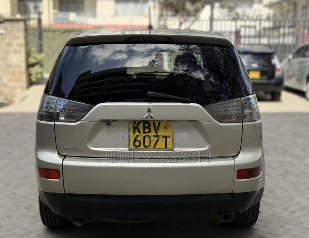 Mitsubishi Outlander 2006 Gold