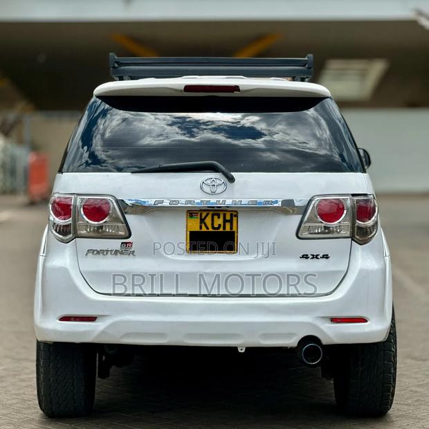 Toyota Fortuner 2015 White