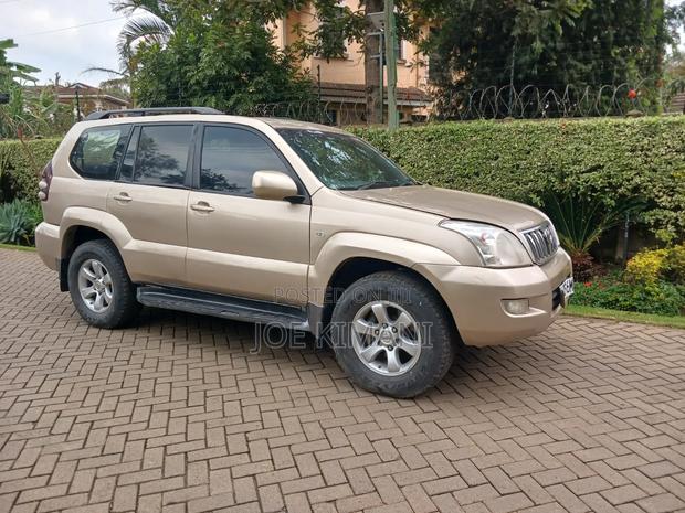 Toyota Land Cruiser Prado 2007 Gold