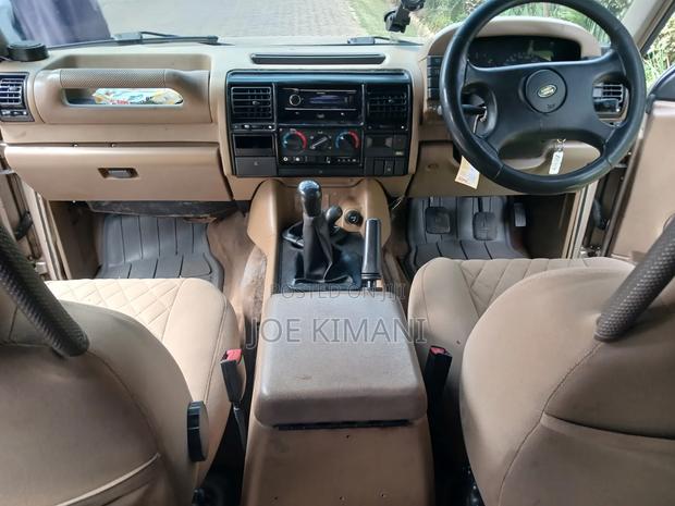 Land Rover Discovery 1997 Gold