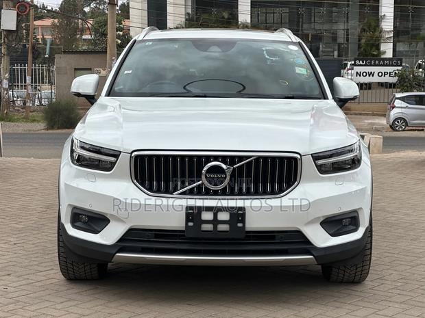 Volvo XC40 2019 White