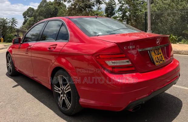Mercedes-Benz C180 2014 Red