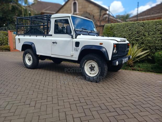 Land Rover Defender 1997 White