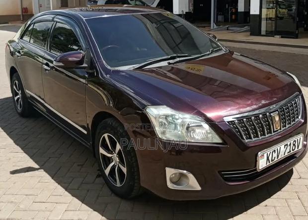 Toyota Premio 2013