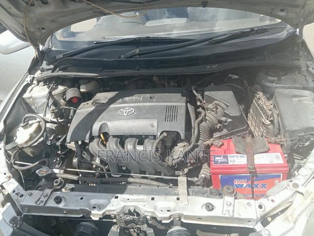 Toyota Axio 2010 Silver