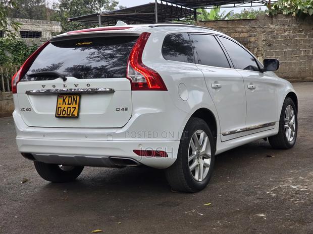 Volvo XC60 2016 White