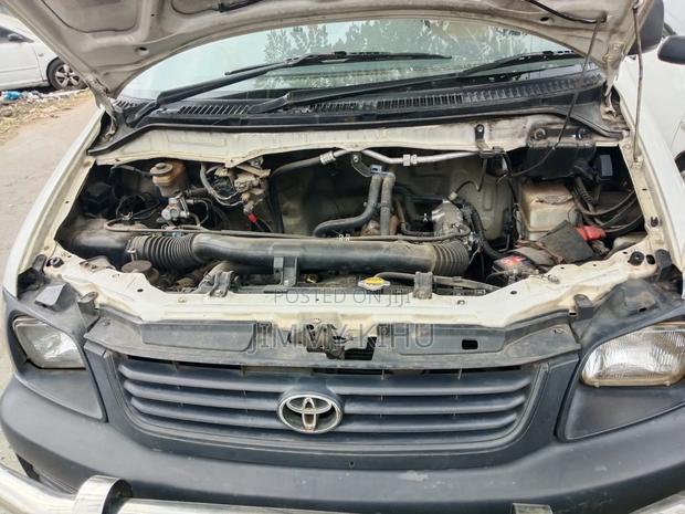 Toyota TownAce 2005 White
