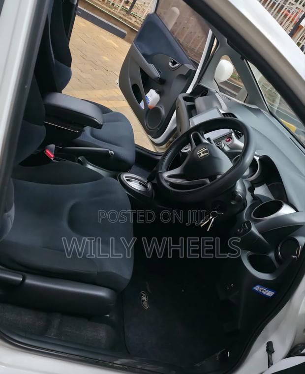 Honda Fit Automatic 2008 White