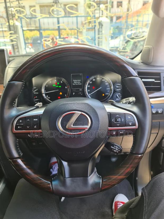 Lexus LX 570 AWD 2019 Matt Black