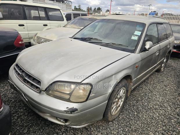 Subaru Legacy 2001 Silver