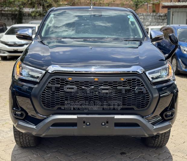 Toyota Hilux Revo Double Cab Deisel 2.4 AWD 2021 Black