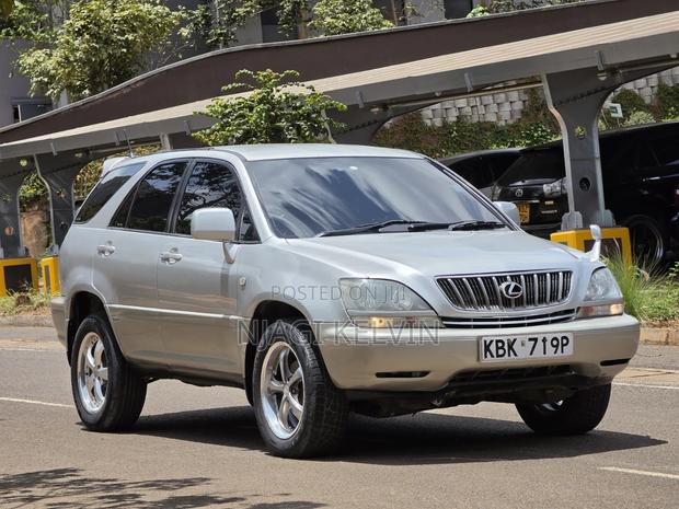 Toyota Harrier 3.0 V6 2002 Silver