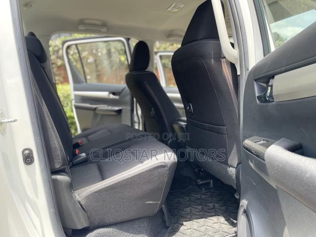 Toyota Hilux 2.4 Diesel 2020 Black