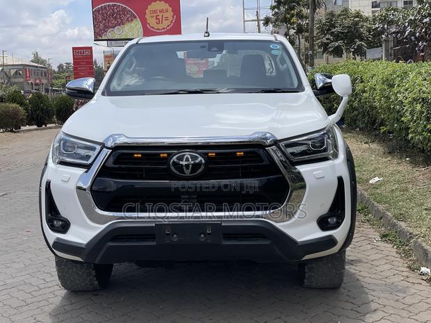 Toyota Hilux 2.4 Diesel 2020 Black