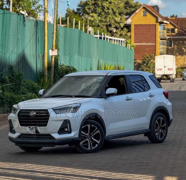 Toyota Raize 1.0 FWD 2019 White