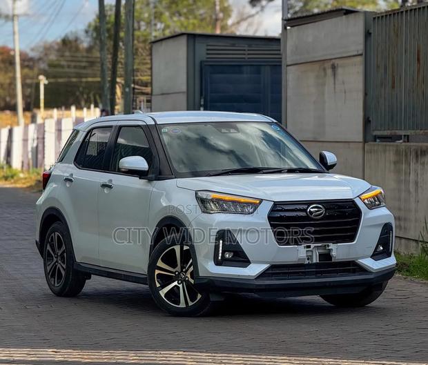 Toyota Raize 1.0 FWD 2019 White