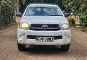 Toyota Hilux 2010 White for sale