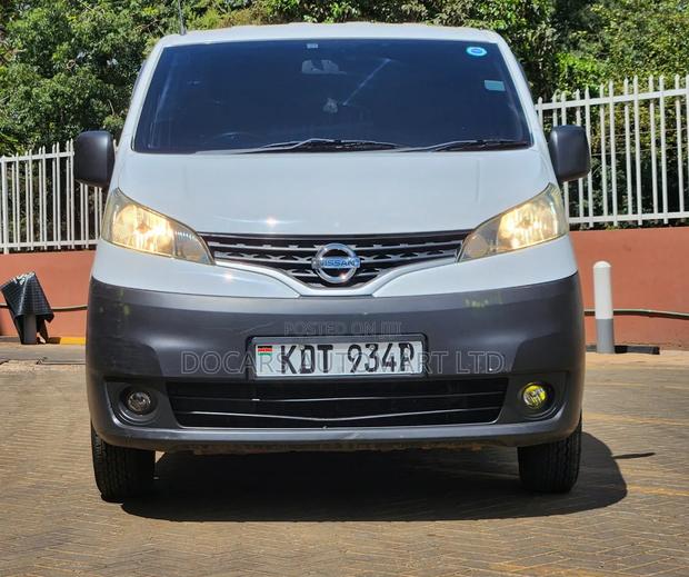 Nissan NV350 2018 White