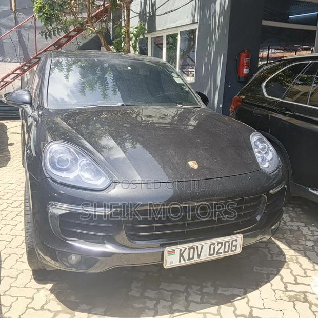 Porsche Cayenne 2017 Black
