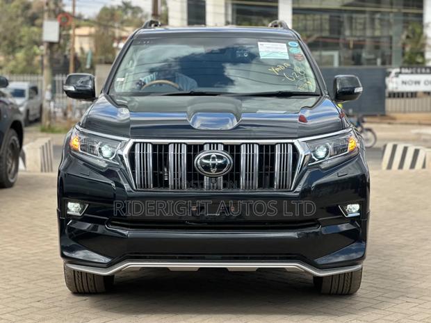 Toyota Land Cruiser Prado 2019 Black