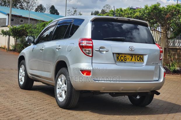 Toyota RAV4 2009 Silver