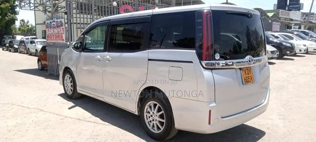 Toyota Noah 2.0 FWD (7 Seater) 2020 Silver
