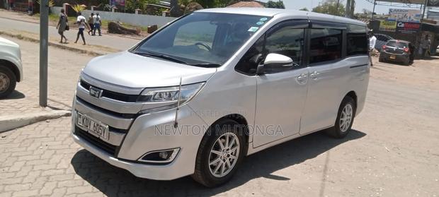 Toyota Noah 2.0 FWD (7 Seater) 2020 Silver