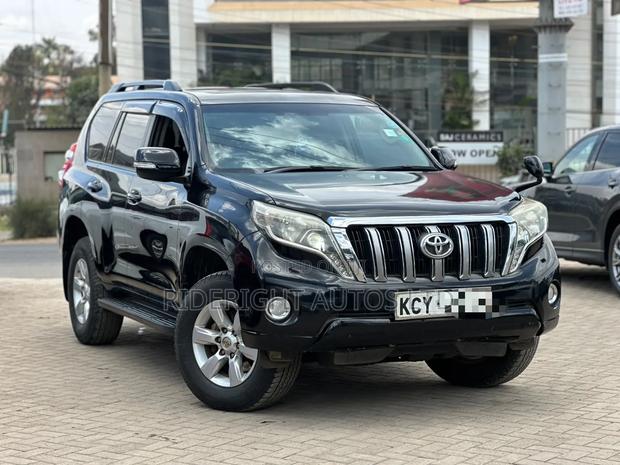 Toyota Land Cruiser Prado 2014 Black