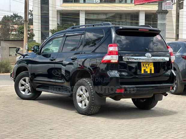 Toyota Land Cruiser Prado 2014 Black