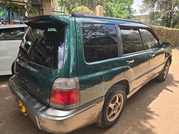 Subaru Forester SF 2.0 1999 Green