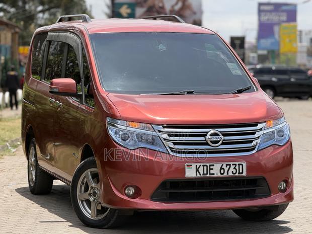 Nissan Serena 2014 Brown