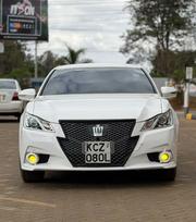 Toyota Crown 2013 White for sale