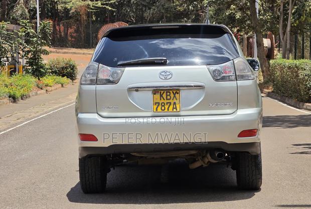 Toyota Harrier 2006 Silver