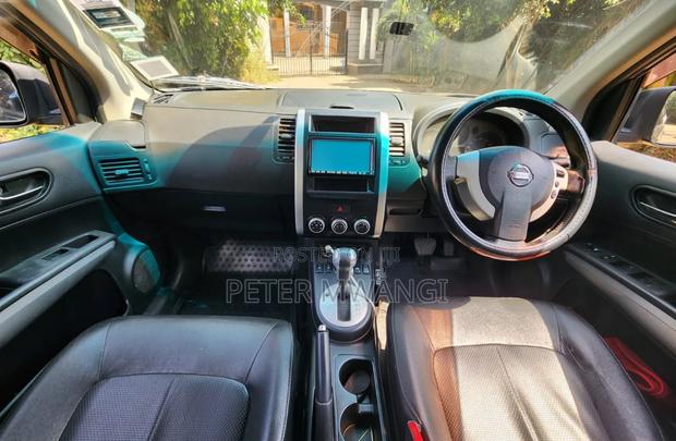 Nissan X-Trail 2010 Black