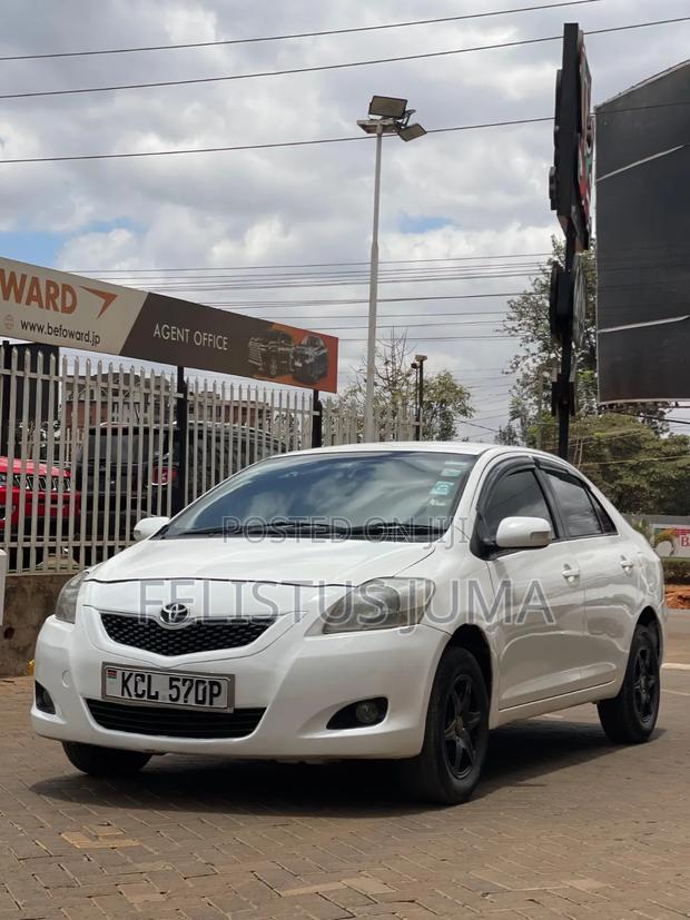 Toyota Belta 2010 White