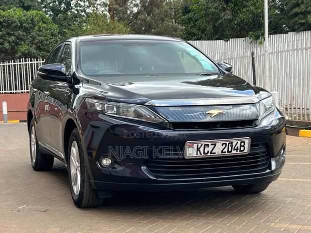 Toyota Harrier 2.0 2014 Black