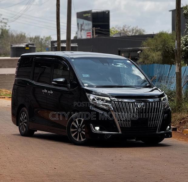 Toyota Esquire 2.0 AWD (8 seater) 2019 Black