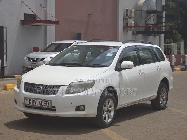 Toyota Corolla Fielder 2008 White